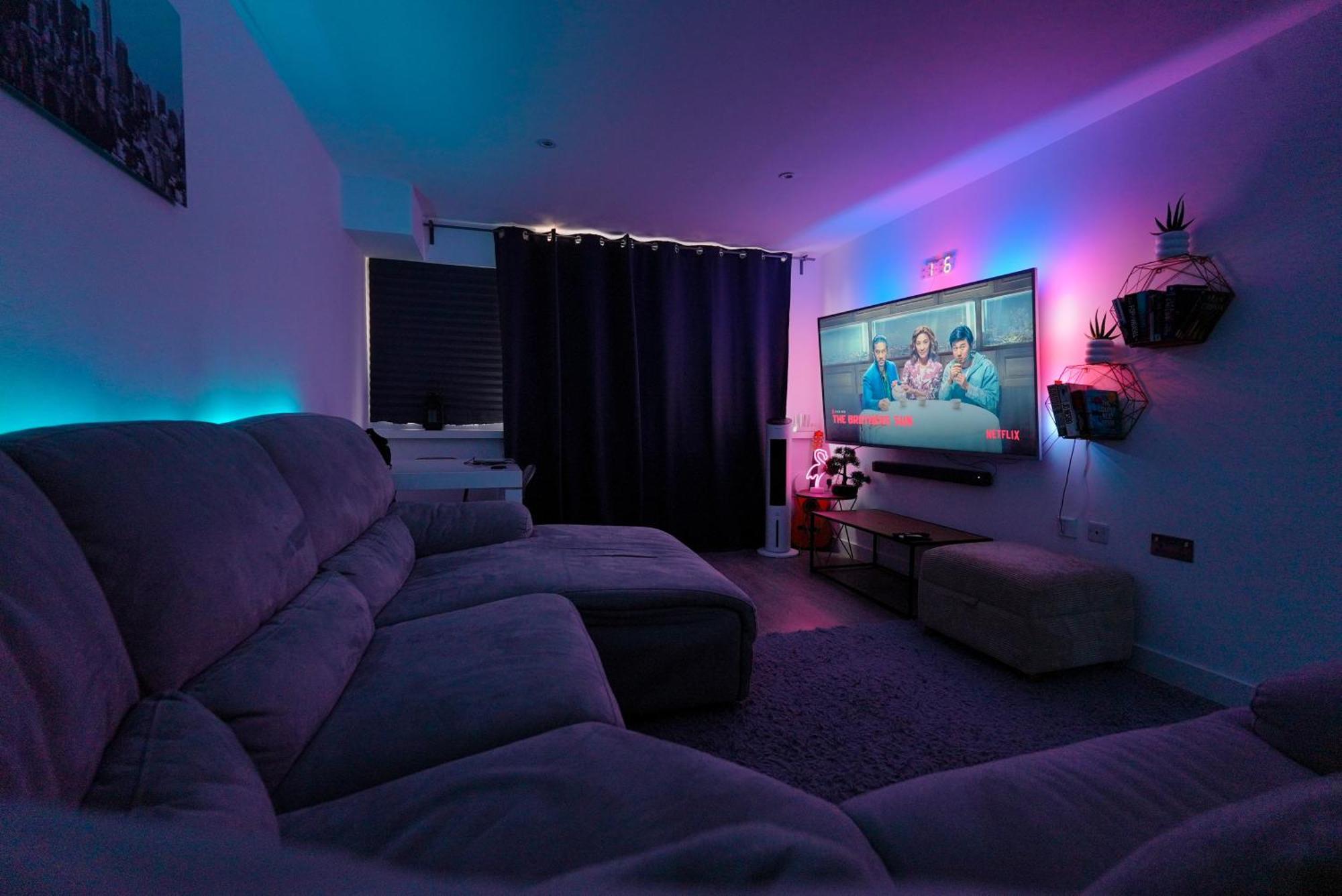Smart Apartment Close To Watford Atria And Station Buitenkant foto