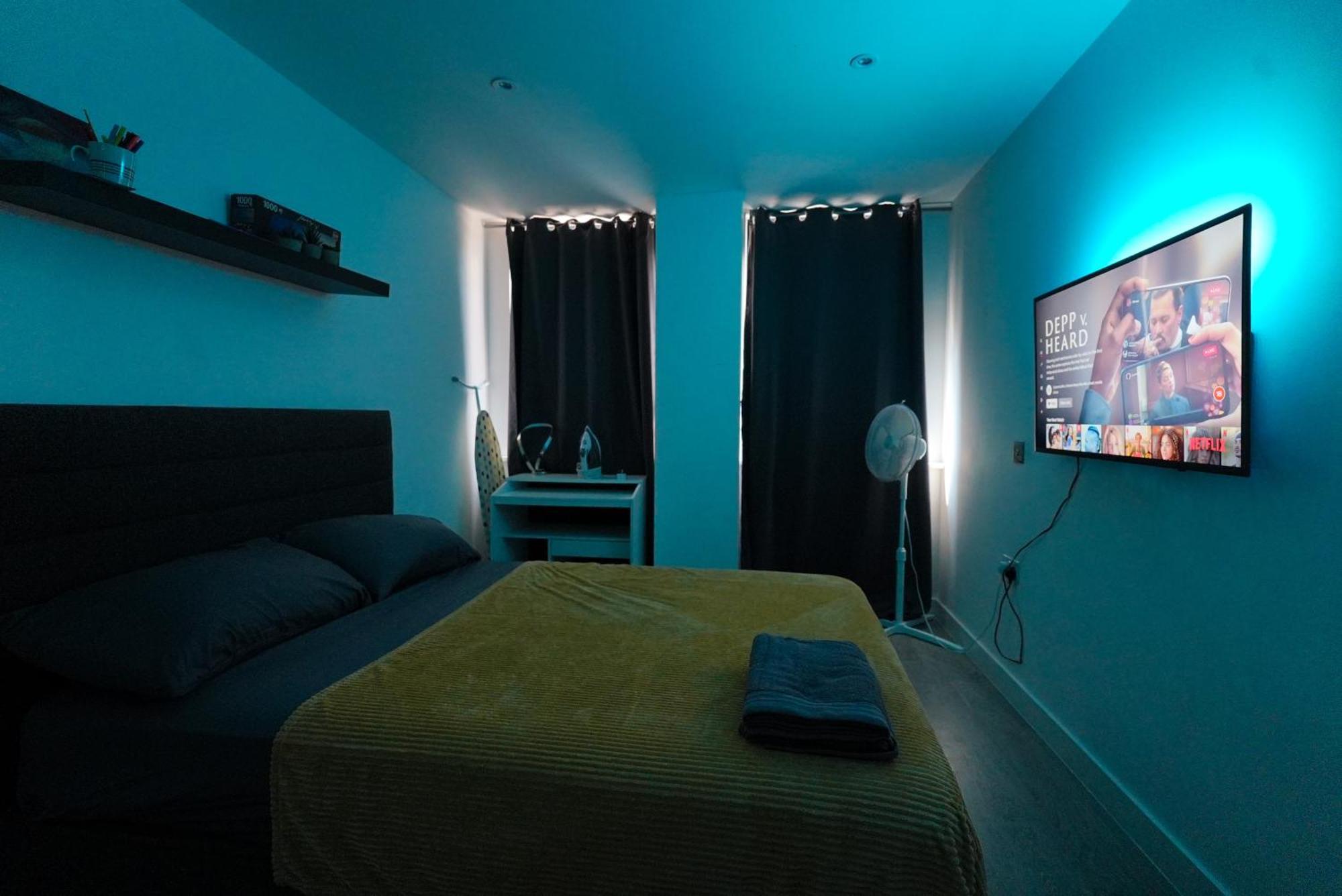 Smart Apartment Close To Watford Atria And Station Buitenkant foto
